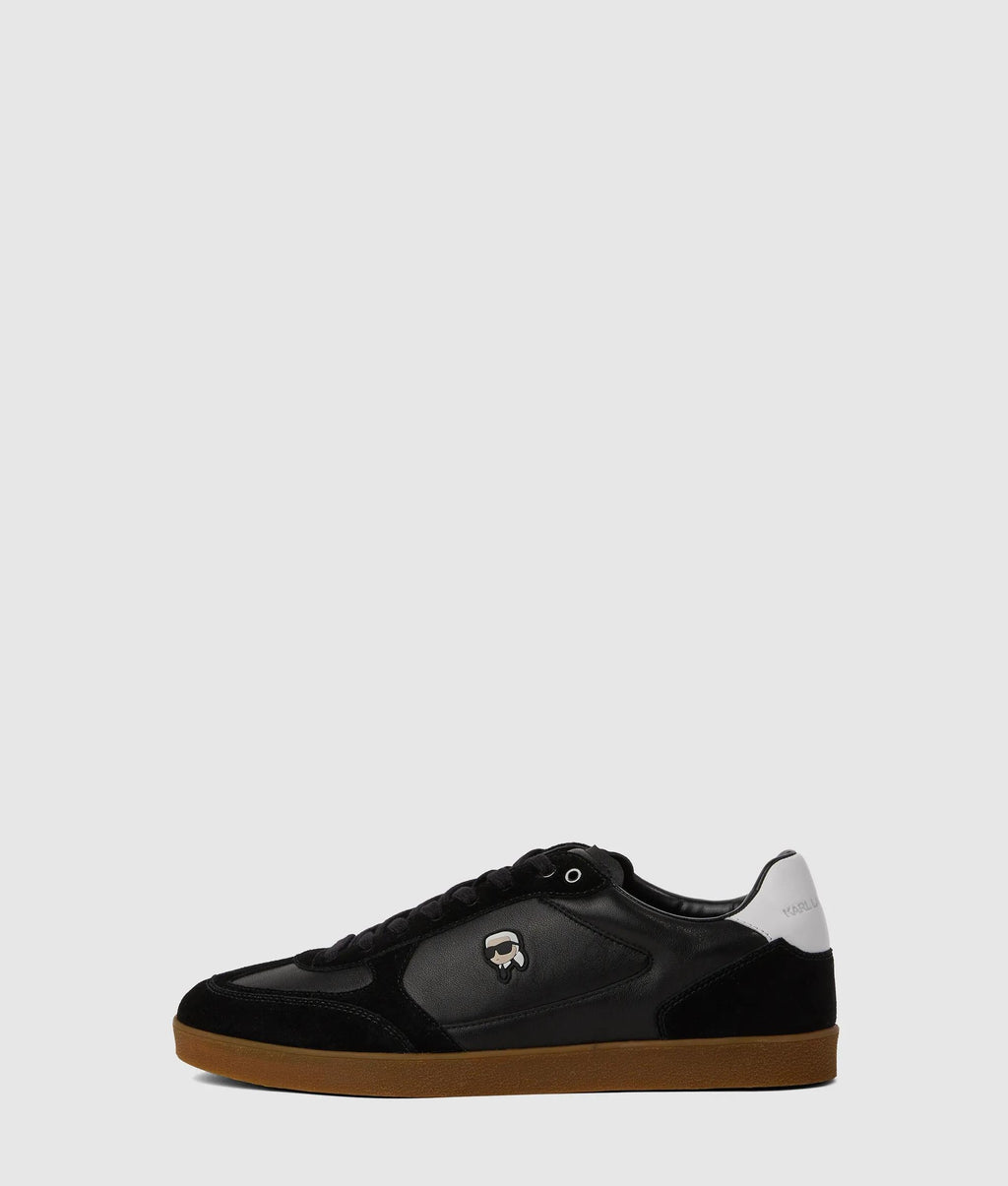 Ikon NFT Kandidate sneakers