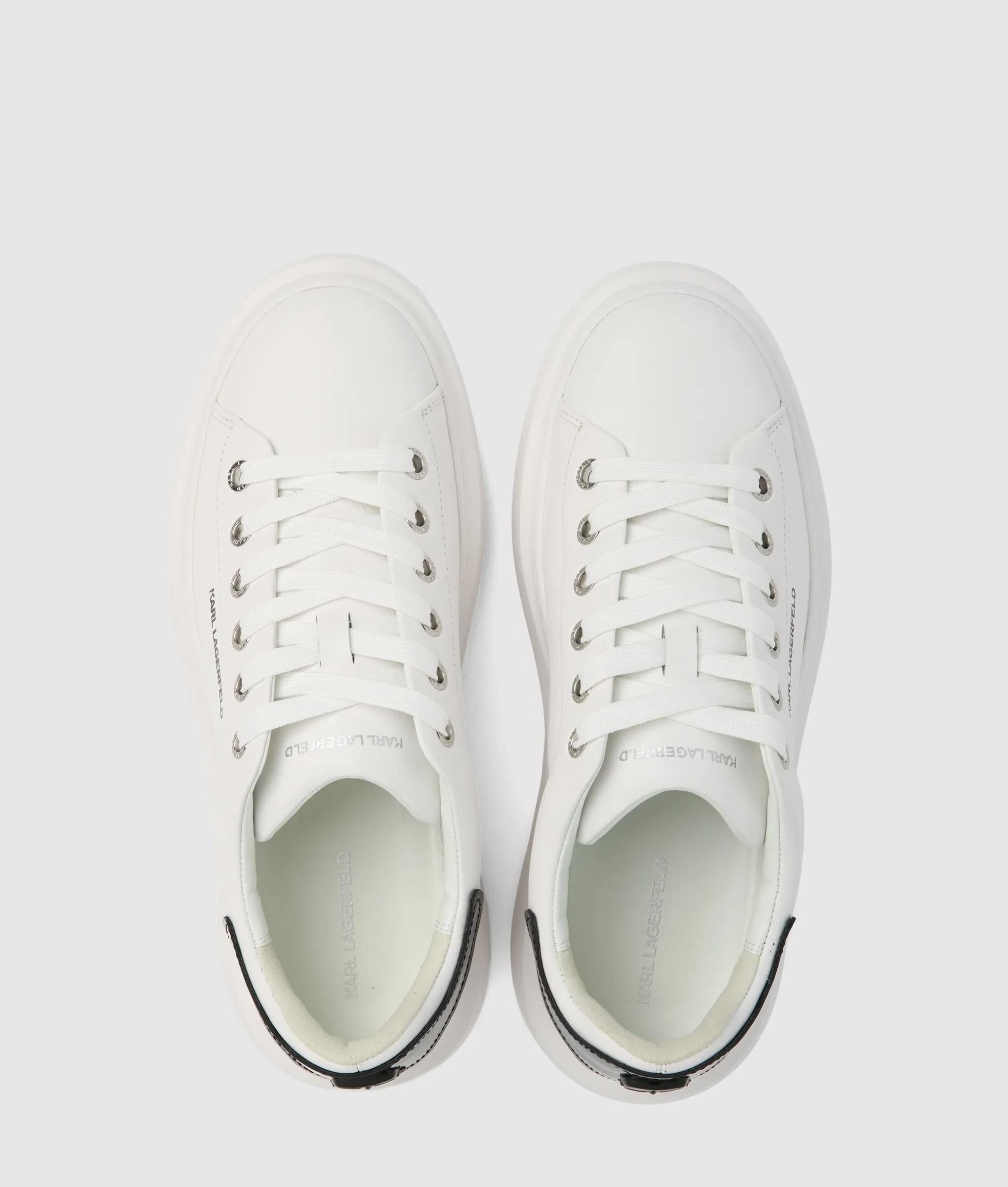 Ikon NFT kore sneakers