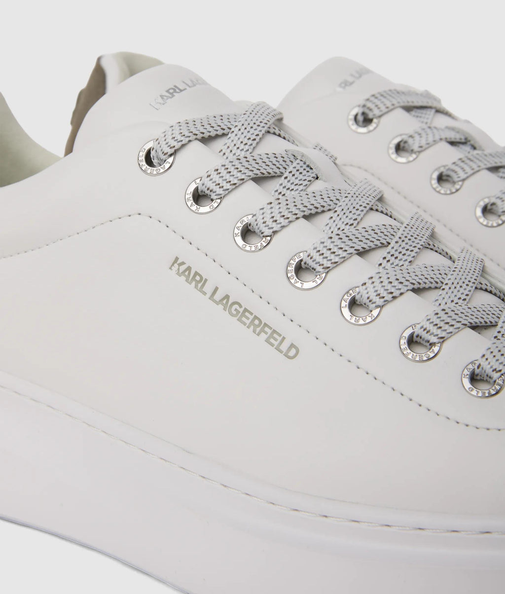Ikon NFT kore sneakers