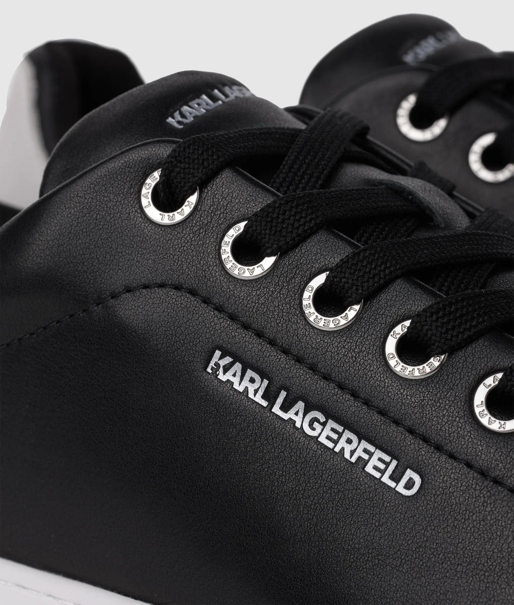 Ikon NFT kore sneakers