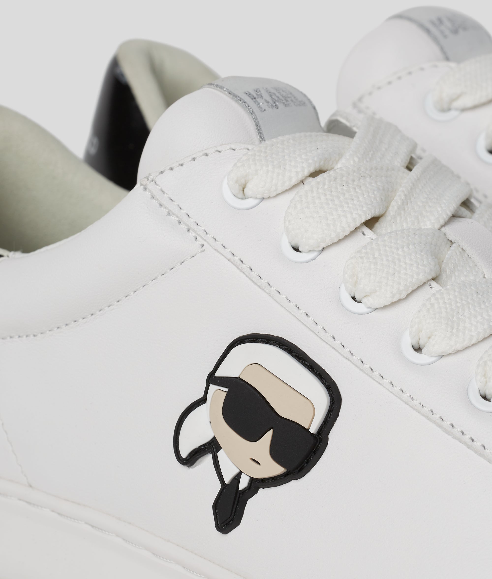 Ikon NFT Kapri Lug sneakers