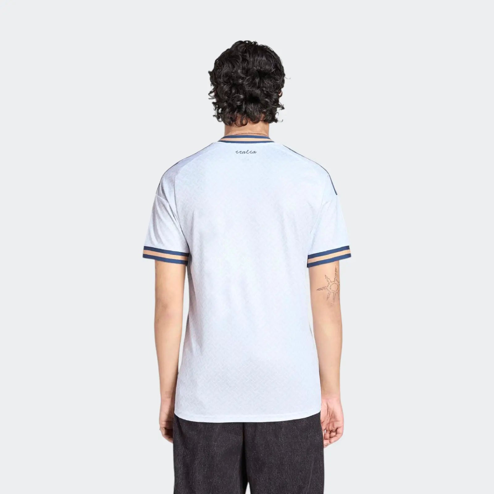 Italy 26 Away Jersey