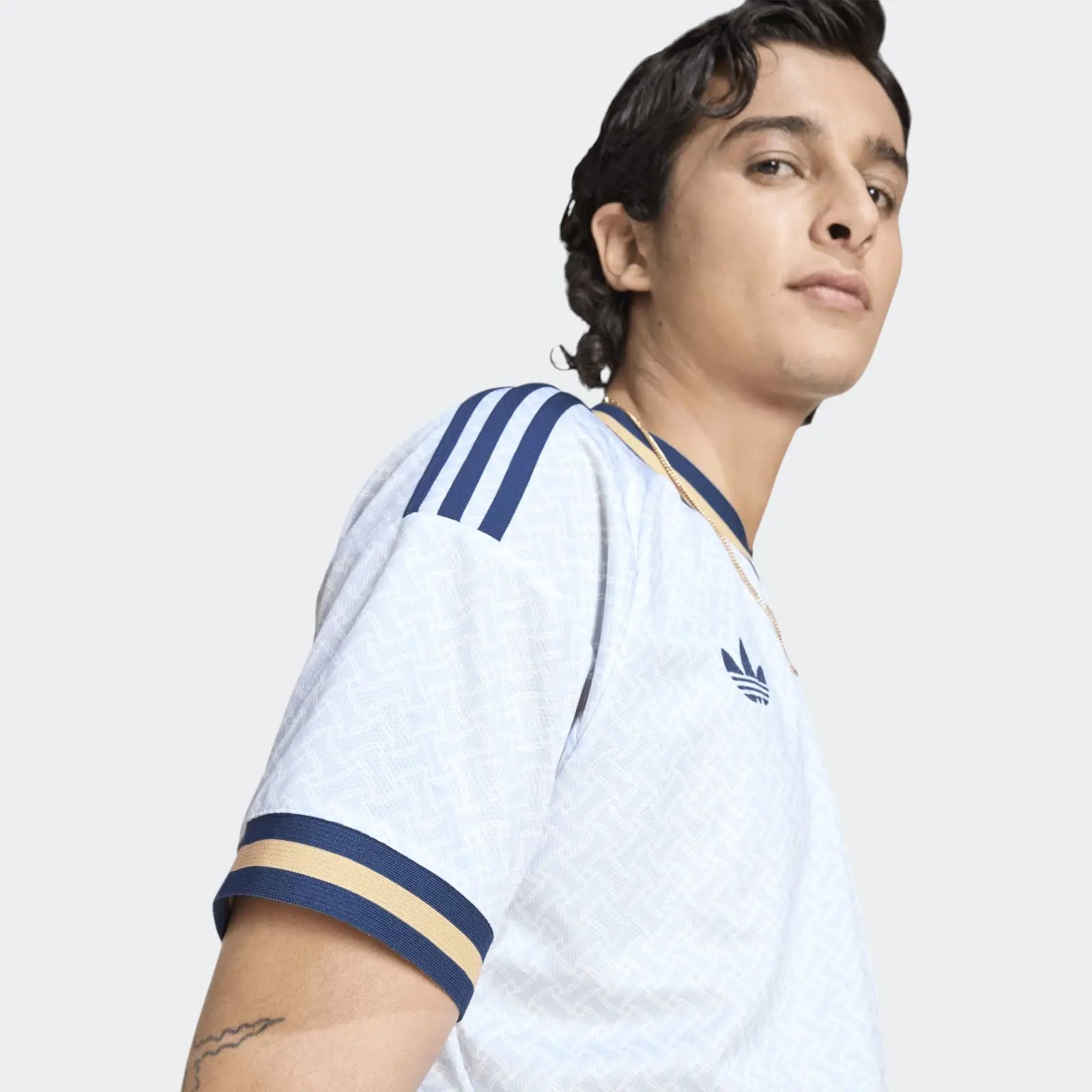 Italy 26 Away Jersey